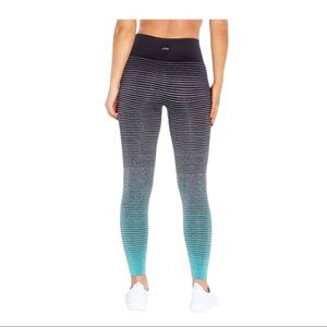 Marika Heather Blue Legging SZ M